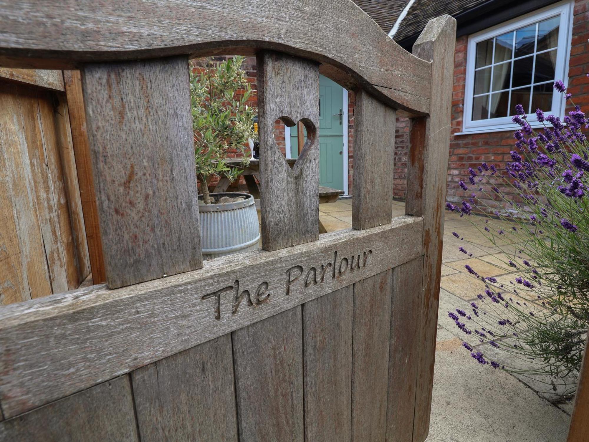 הוילה צ'סטר The Parlour מראה חיצוני תמונה